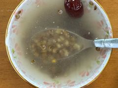 -乌家弄传统美食(新华路店)