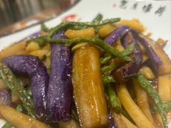 -清真·玛丽亚新疆菜主题餐厅(浙江中路店)