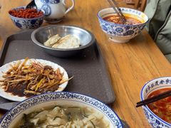 -清真马杰山牛肉汤馆