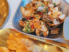 -石牌岭小亮蒸虾•湖北老字号(左岭店)