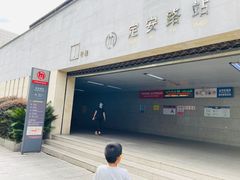 -如家酒店·neo(杭州西湖南宋御街定安路地铁站店)