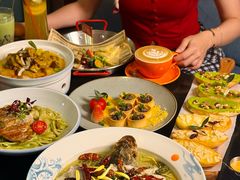 -OLD TREE老树咖啡·西餐厅(台山人工湖店)