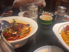 -川流不息·地道川菜·小龙虾(新松江路店)