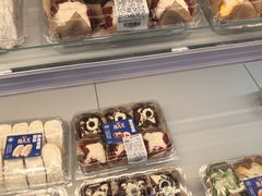 -盒马X会员店(王府井奥莱UP TOWN店)