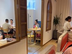-暖食光·台式家庭餐厅·生日主题店(万达店)