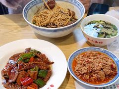 -鲁达面馆本帮风味(共康东路店)