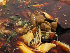 -烧哥美蛙肥肠鱼火锅·十五年社区店