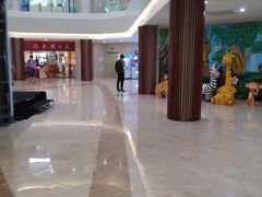 -易生活购物公园