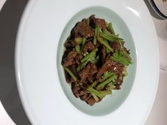 衡东小炒黄牛肉-七味·用心做好鱼(花桥店)