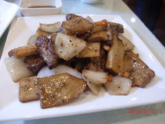 杏鲍菇牛肉-熠盛粤味(永康路店)