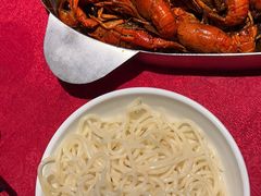 -龙巢盱眙龙虾·牛蛙·烧烤宵夜(八卦岭店)