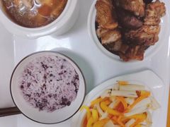 -臻爱住家月嫂育儿嫂(万达店)