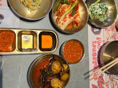 -草家酱蟹炭火烤肉店(珲春南路一店)