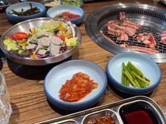 -明洞阿姨·韩式酱蟹烤肉·创意料理(三元桥店)