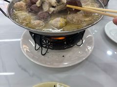 -一口猪海鲜浑锅·东北家常菜