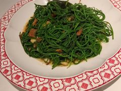 豆豉鲮鱼炒沙葱-谭厨中山传家菜.乳鸽.脆鲩鱼(华强北中航城店)