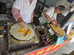 -正宗杂粮煎饼香软鸡蛋饼