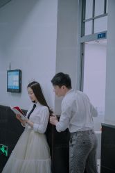 -雪中彩影婚纱摄影·微光艺术中心