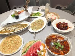 -新丁香海鲜酒店(银海商贸城店)