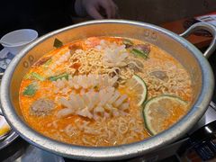 -小小集渔·泰式大排档(太古里香槟店)