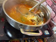 -弘烨 贵州酸汤 鱼火锅(东财店)