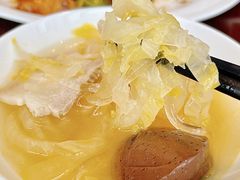 酸菜白肉血肠炖粉条-小南洋海景餐厅(深圳湾店)