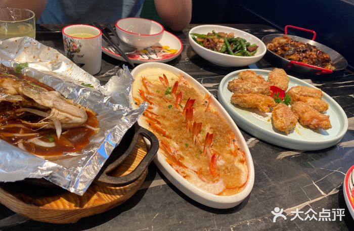 新白鹿餐厅(虹桥南丰城店)一品开背虾图片