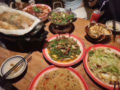 -泥糊破店小酒馆·团建聚餐(南京西路店)