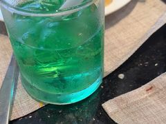 -东方红海鲜百汇(国际大厦店)