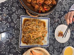 -八两八金·莱芜特色炒鸡(市南漳浦路店)