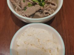 -犇逸·乐山跷脚牛肉·四川现炒(览海店)