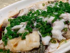 葱油淋罗非鱼-原汁原味农家菜·经典粤菜(江燕南路店)