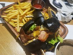 -HELLO 27 意面·沙拉·帕尼尼