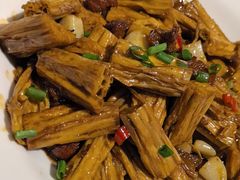 -鄱阳湖·江西小炒·瓦罐煨汤(五道口店)