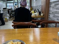 -黄阿姨锅贴大王(万航渡路店)