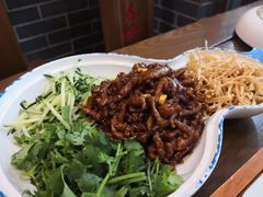 辛盘京酱肉丝-满园烤鸭·春饼(太原街万达店)