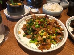 宣威小炒肉-云海肴·汽锅鸡·云南菜(天山百盛优客店)
