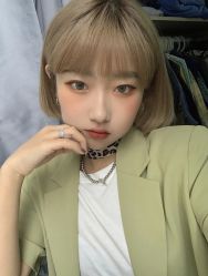 -AYO SALON