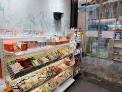 大堂-茶颜悦色(金茂览秀城LG层外街店)