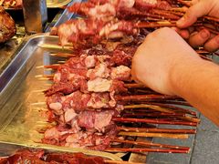 -艾力江和田馕坑烤肉店