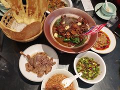 -阿财老铺·老蚌埠龙虾城(华夏总店)