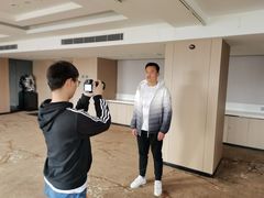 -武汉光谷广场杨家湾地铁站怡程酒店