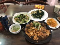 -壹阁胡羊焖饼(特色小吃街店)