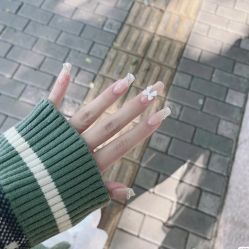 -悦指间美甲美睫