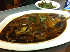 红烧阳澄湖大鳊鱼-金陵一哥龙虾(水木秦淮店)