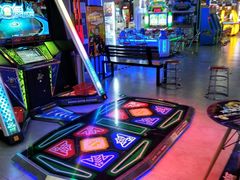 -天空之城游乐体验世界(万宝广场店)