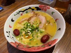 -千金一碗·宝岛一村(韩国街店)