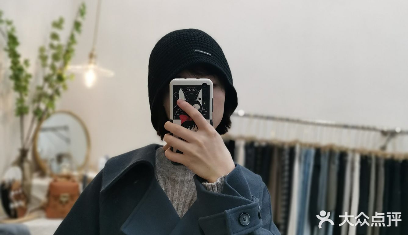 杨家坪步行街新开业的神仙女装小店，买买买