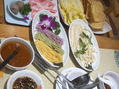 -煲大王猪肚鸡·椰子鸡火锅(红谷滩万达店)