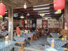 -郑三炮名小吃(公馆老街店)